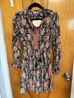 Long-Sleeve Floral Tiered Dress in Black & Pink